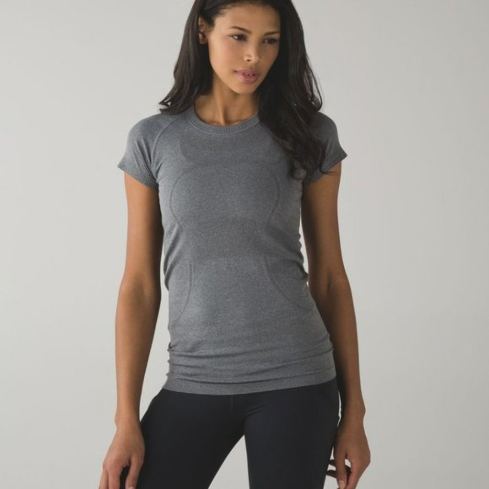 Lululemon Swiftly Tech Short Sleeve Crew Heathered Slate short sleeve shirt 12